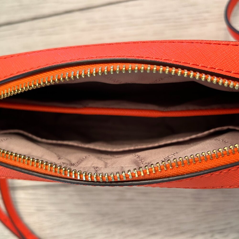 MICHAEL KORS - Jet Set East West Crossbody Bag (Orange Poppy) - Picture 3 of 5